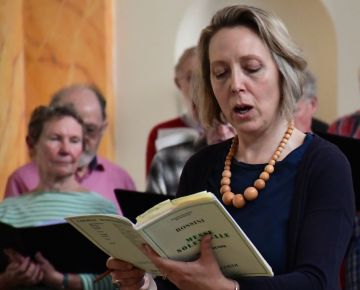 Cerys Purser with the choir